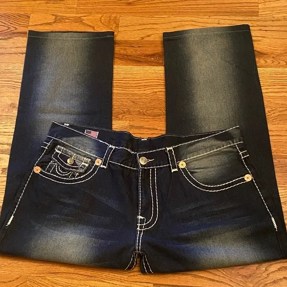 Men’s True Religion - Picture 4 of 7